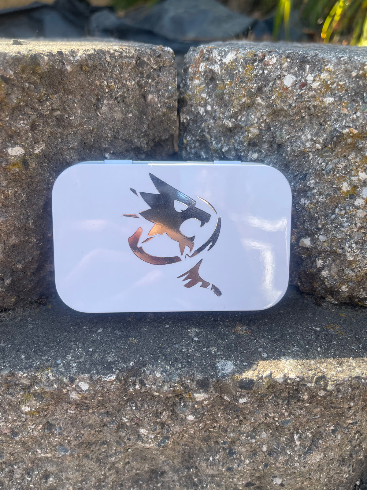 Ice White Dragon Mini Fig Tin!