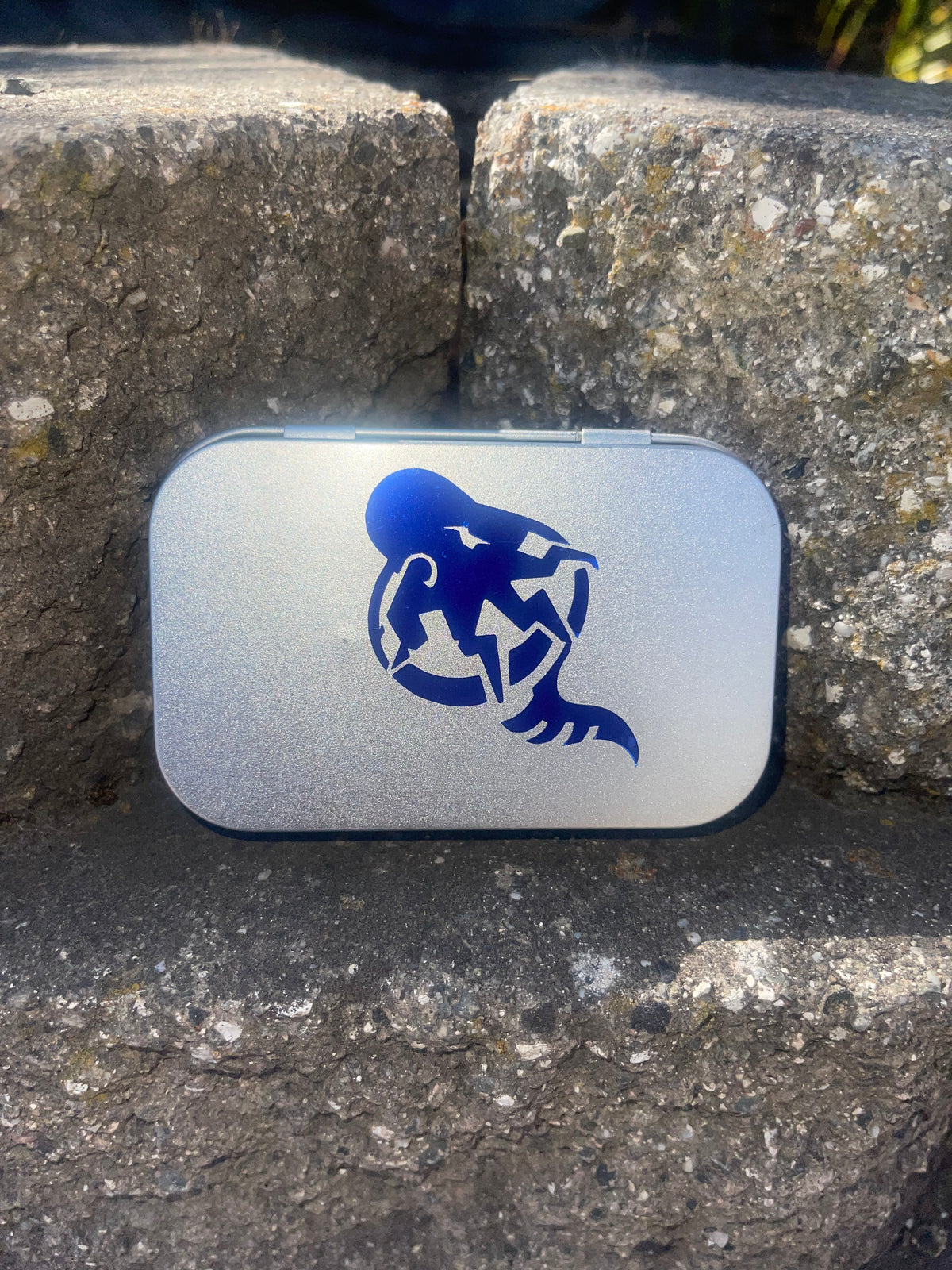 Electric Blue Dragon Mini Fig Tin!