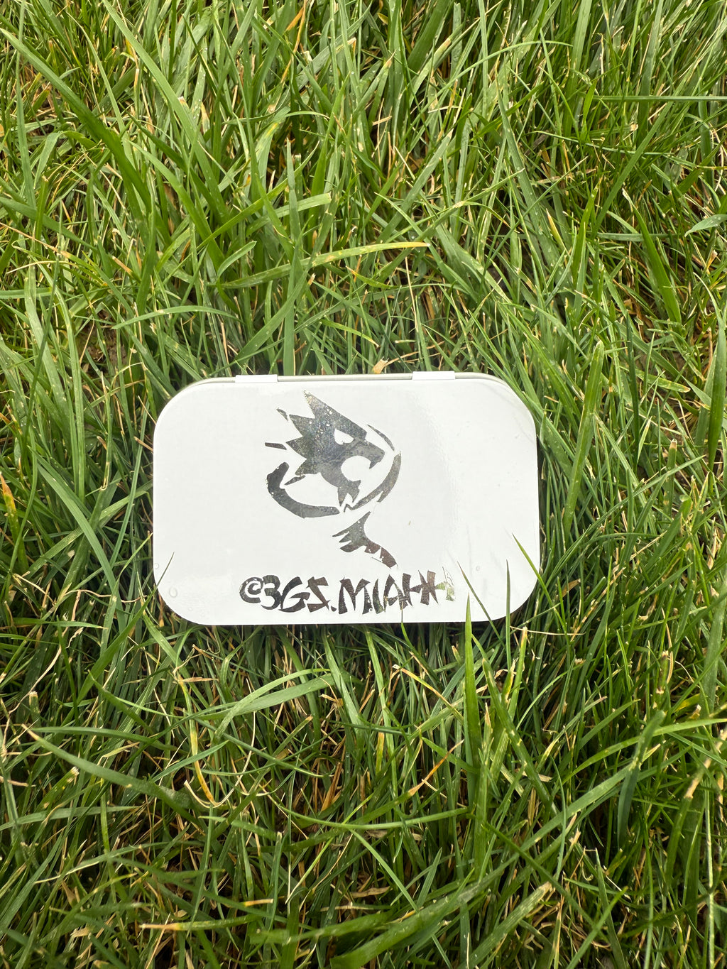 Ice White Dragon Mini Fig Tin!